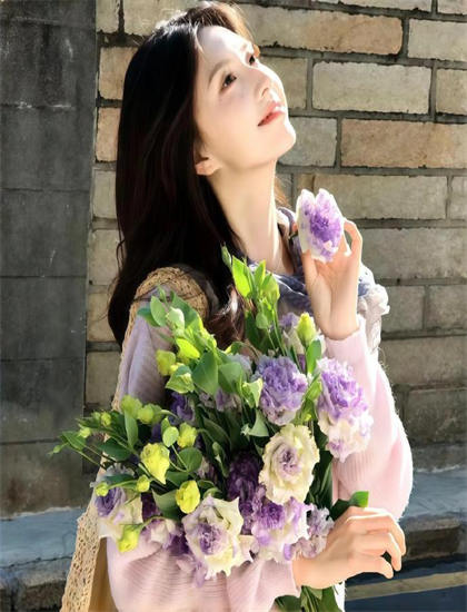 蔭蒂添得好舒服A片視頻_女人的胸視頻