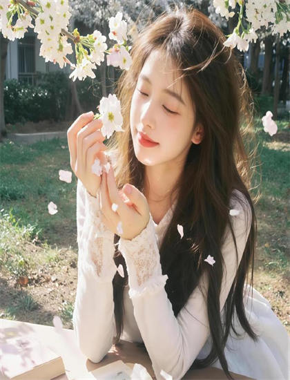 美美哒免费高清在线观看直播_我的野蛮婆婆在线观看_小镇姑娘1979高清